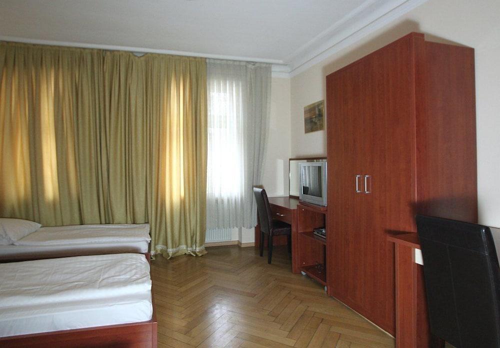 Hotel Atlas Residence Munchen Bagian luar foto