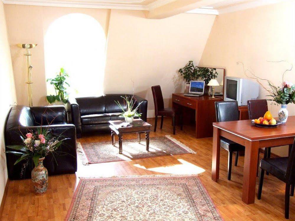 Hotel Atlas Residence Munchen Bagian luar foto